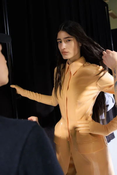 Look 14